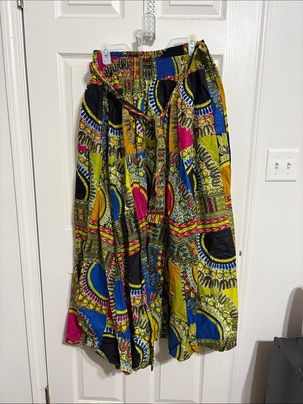 Vibrant Multicolor Maxi Skirt with Elastic Waist and  pockets 2x
